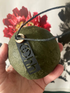Recycled paper bauble - green