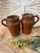 Load image into Gallery viewer, Pair of Antique Stoneware Salt-Glazed Jugs
