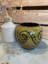 Load image into Gallery viewer, Teifi Pottery studio glazed vase

