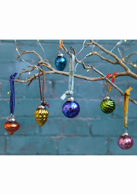 Namaste 6 coloured recycled glass baubles