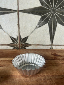 Vintage small fluted tea light holder